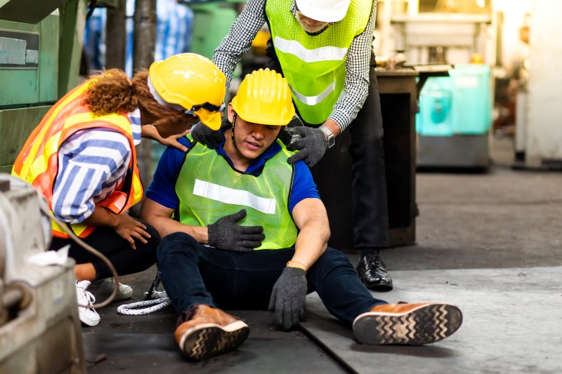 Protecting Your Rights: How to Bring an Employer’s Liability Claim with the Help of Universa Law